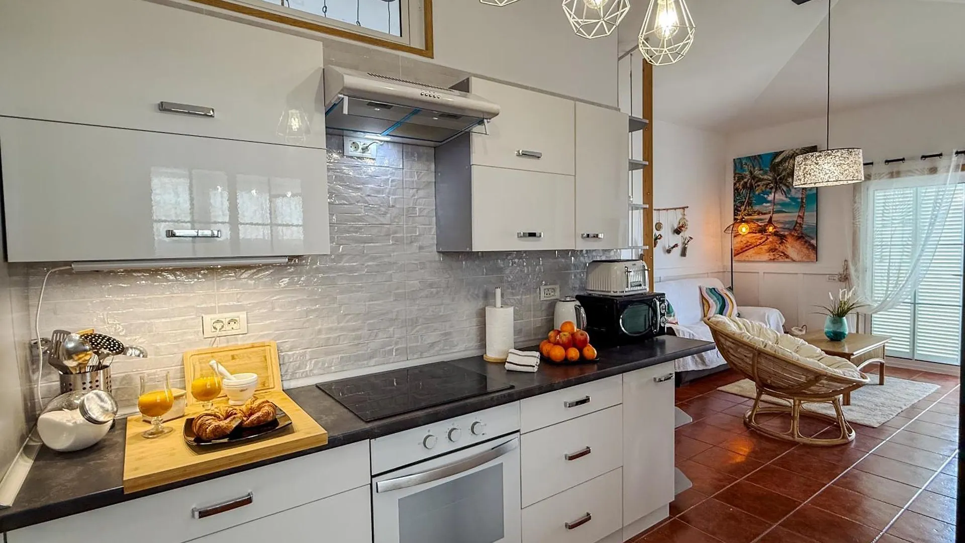 Апартаменты Abades Beach Home