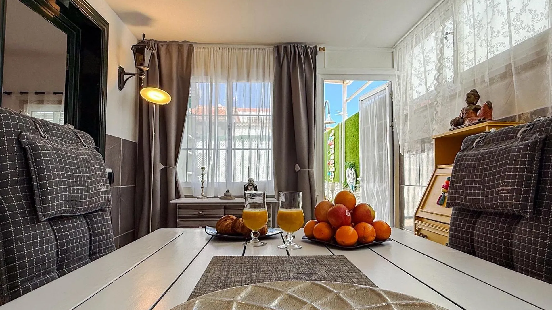 Апартаменты Abades Beach Home