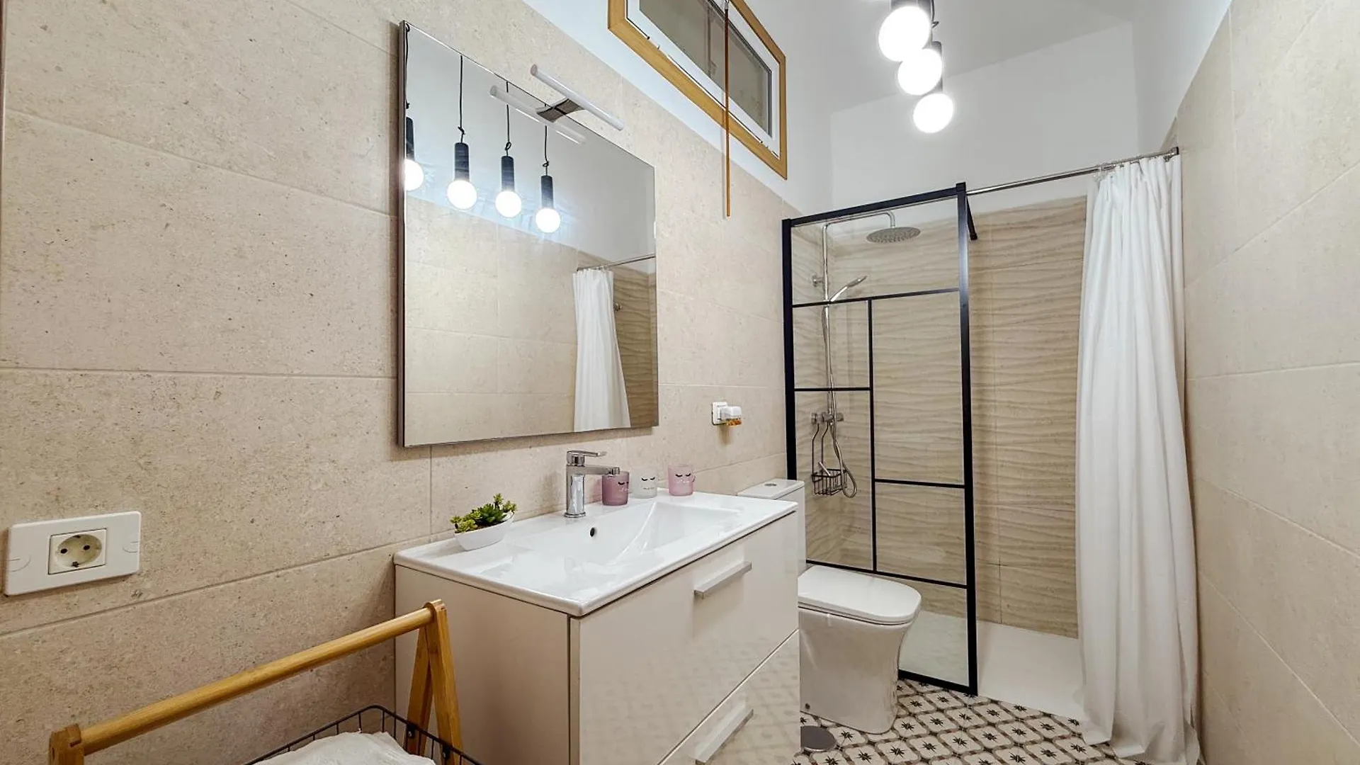 Lejlighed Abades Beach Home